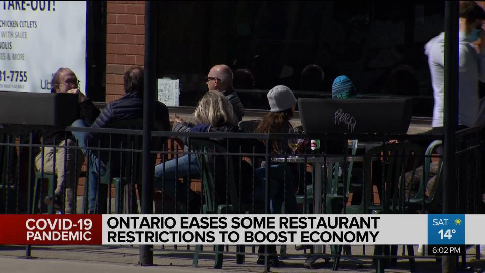 15,000 fans dress like Jays' Matt Chapman - Video - CityNews Toronto