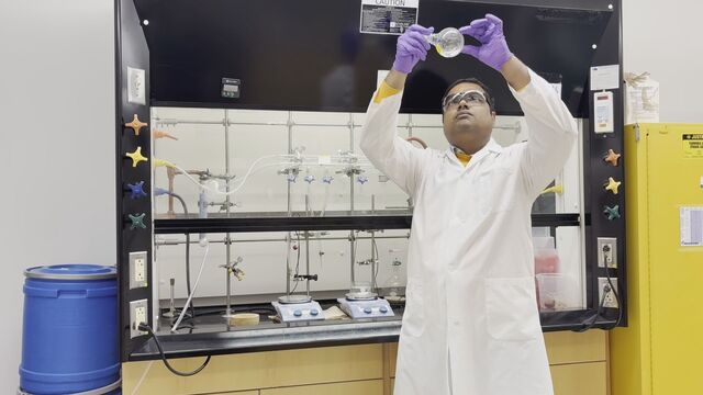 Manitoba researcher receives national award for breakthrough ALS discovery