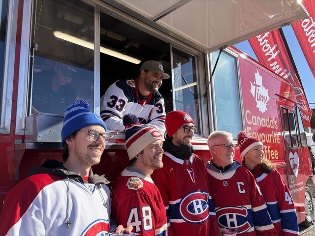 2026 Heritage Classic: Jets, Habs faithful gather for pre-game festivities