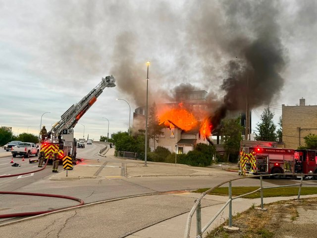 Another vacant Winnipeg home goes up in flames, prompting more frustrations