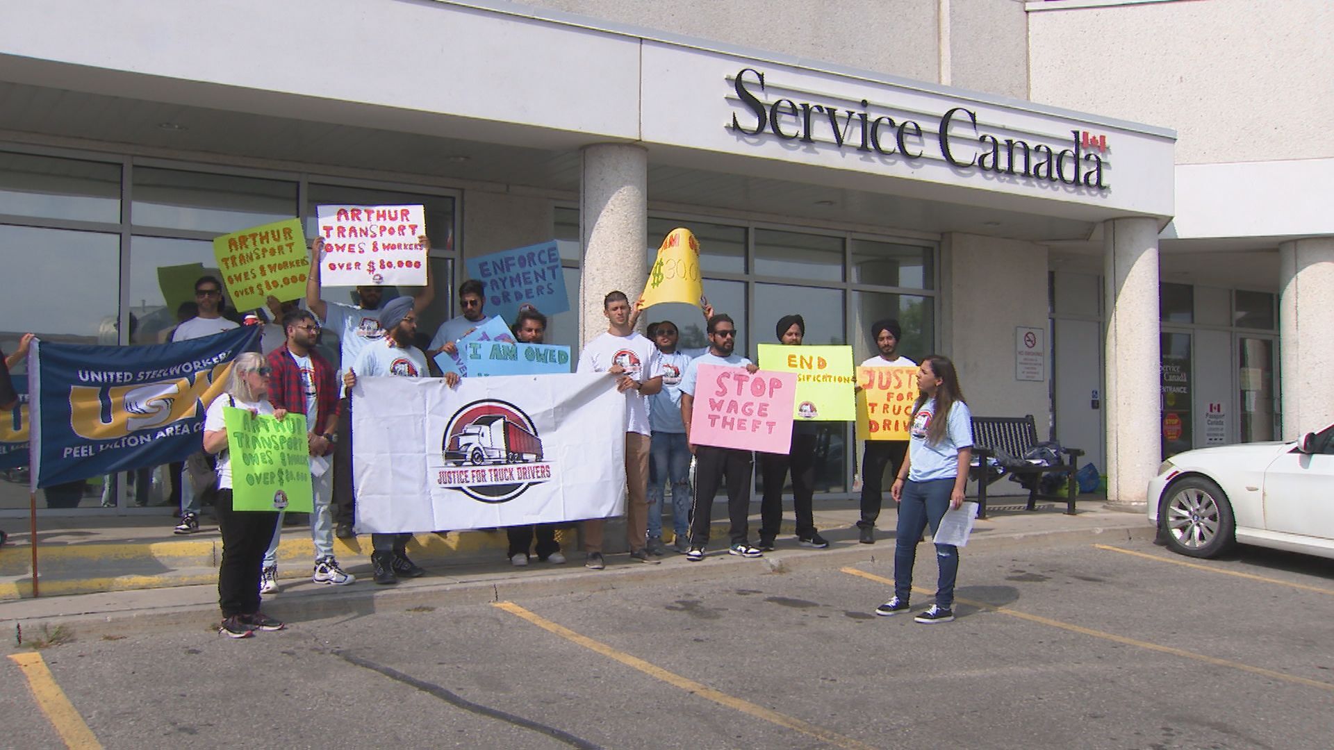 Truck drivers call on Ottawa to address labour abuse in industry