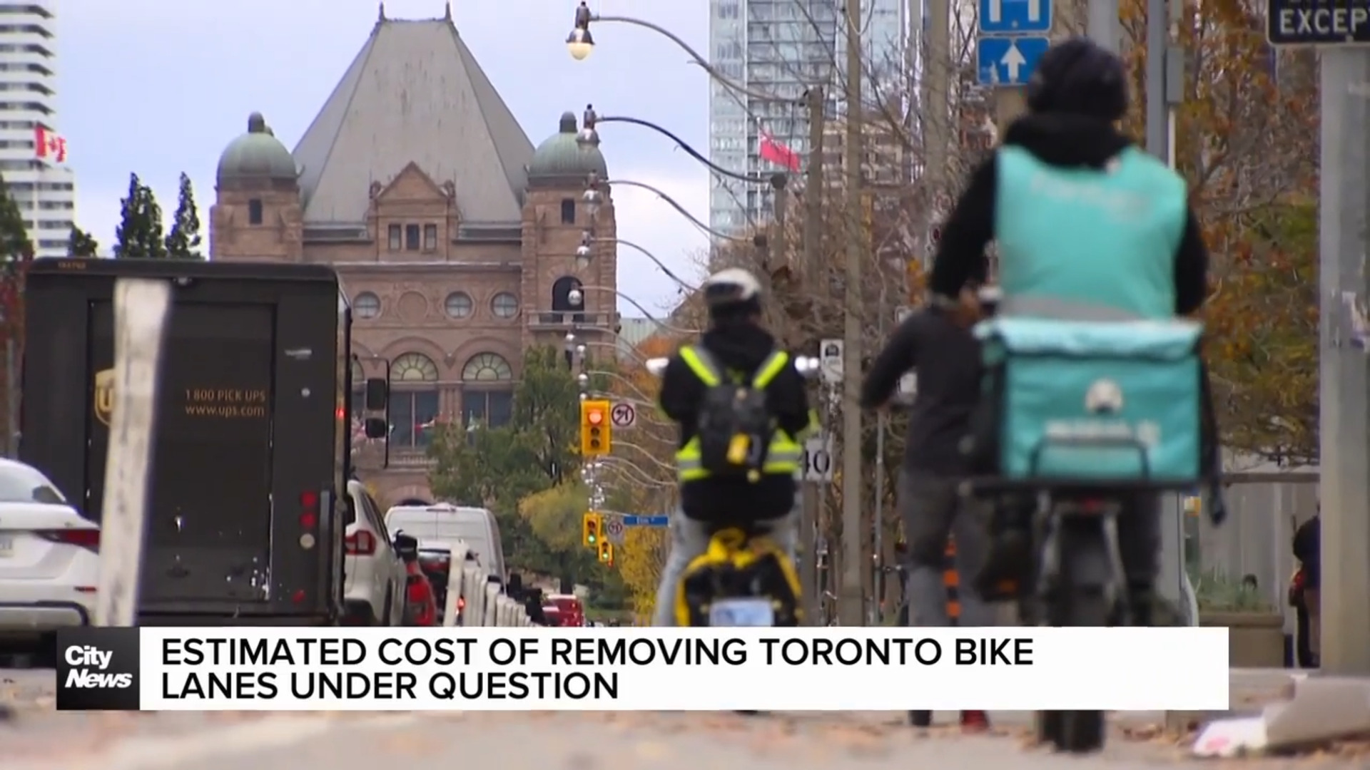 Toronto City Council grapples with a response to Queen's Park on bike lanes