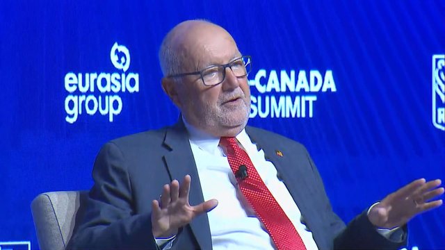 Canadians call for expulsion of U.S. ambassador Hoekstra in petition