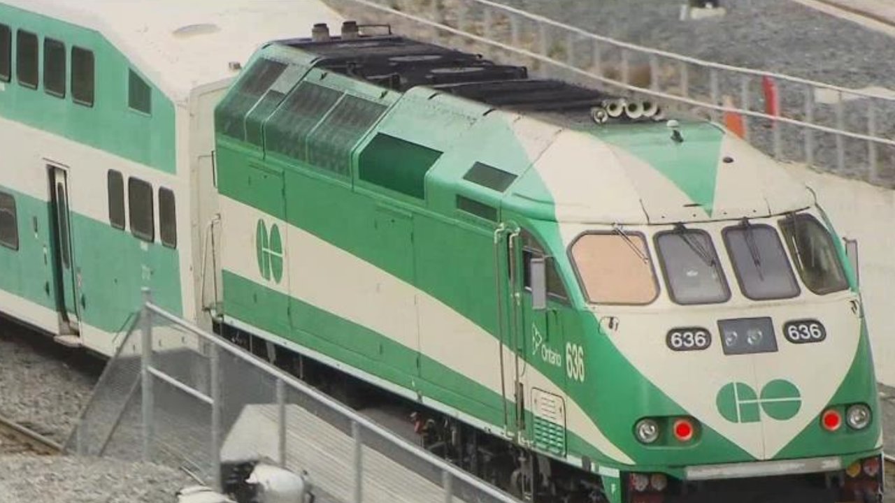Riders describe being stranded on GO train for hours