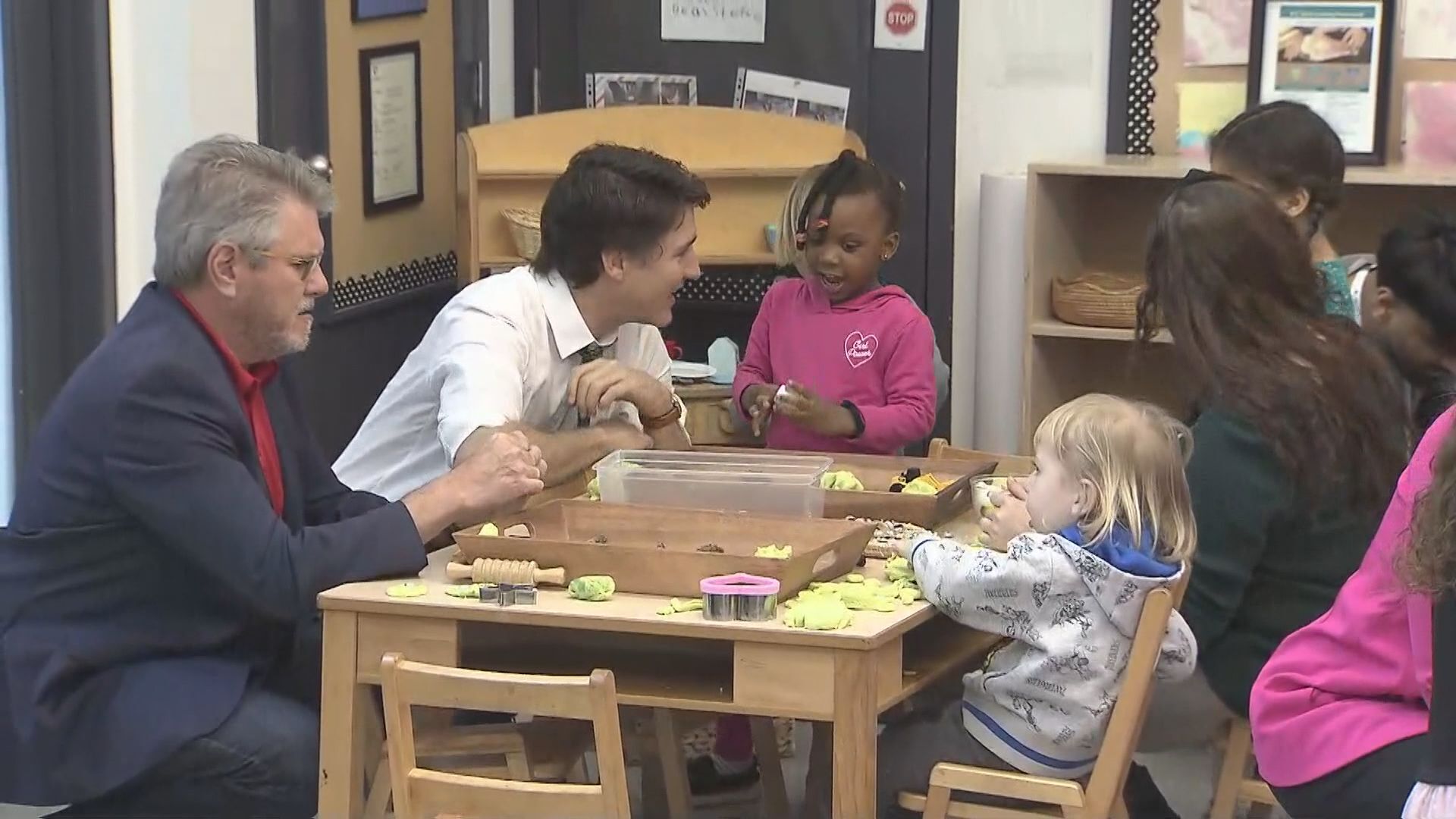Federal government to offer loans to expand child-care spaces