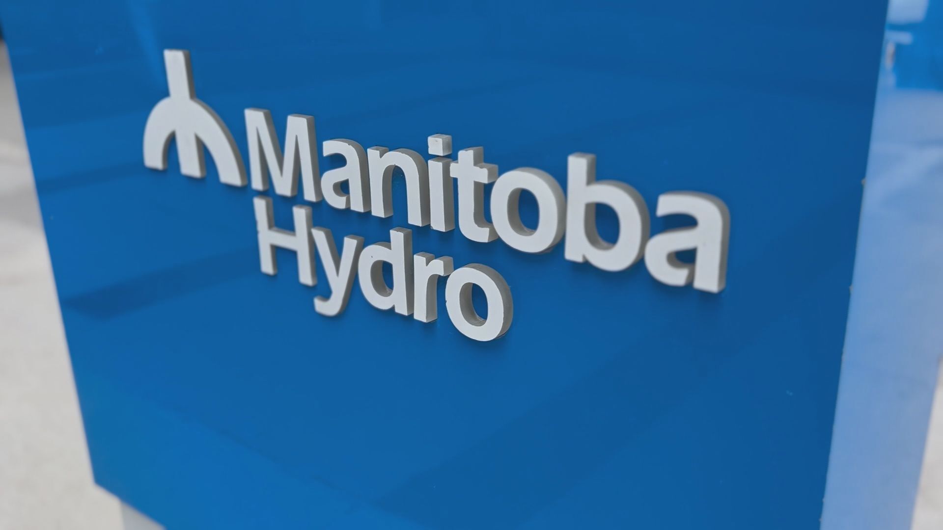 Province brings back Manitoba Hydro’s International Consulting Business