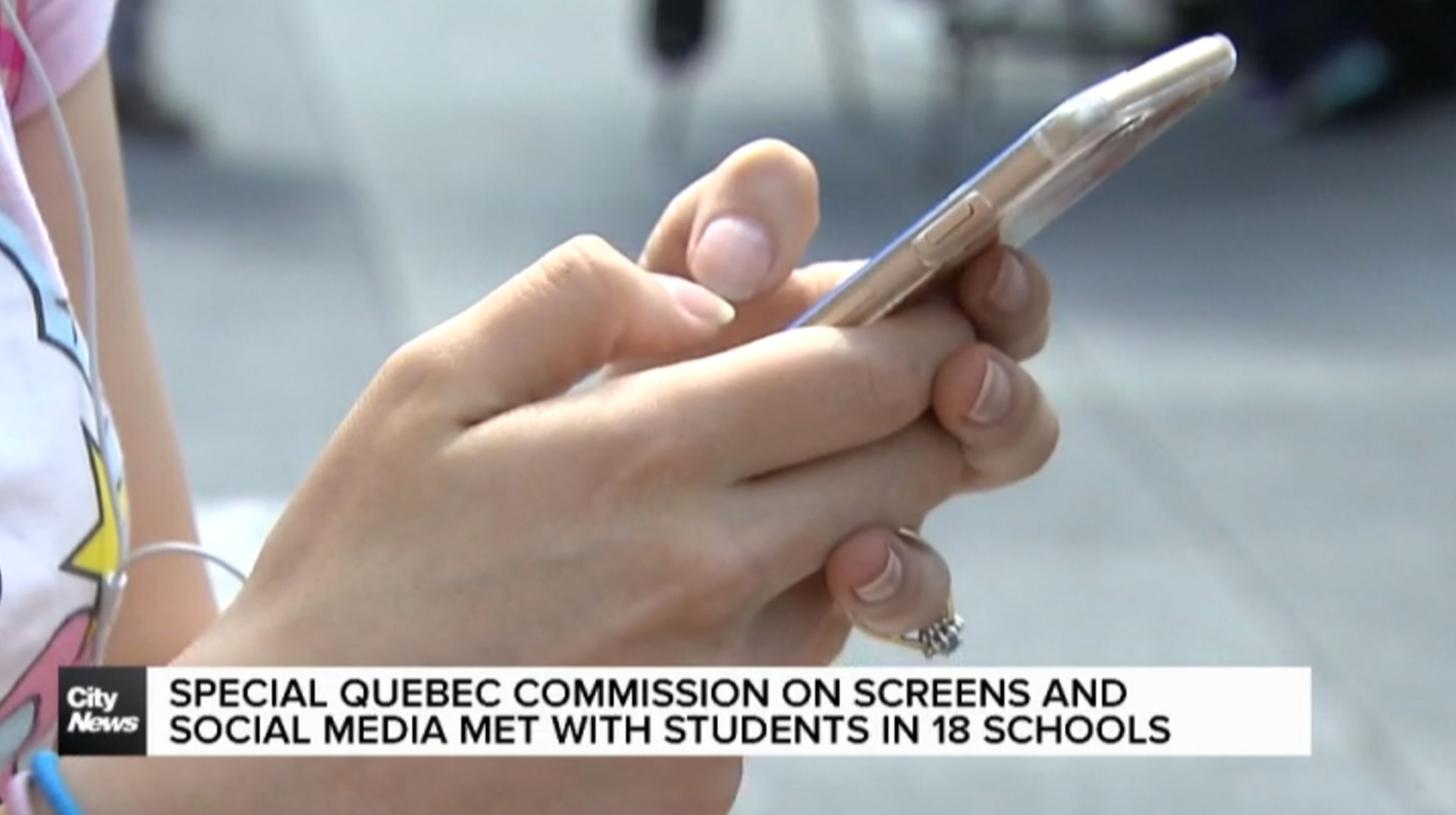 Quebec students participate in screen time commission