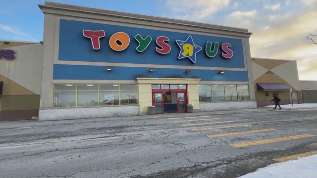 Family owned business fighting to get money back from Toys R Us