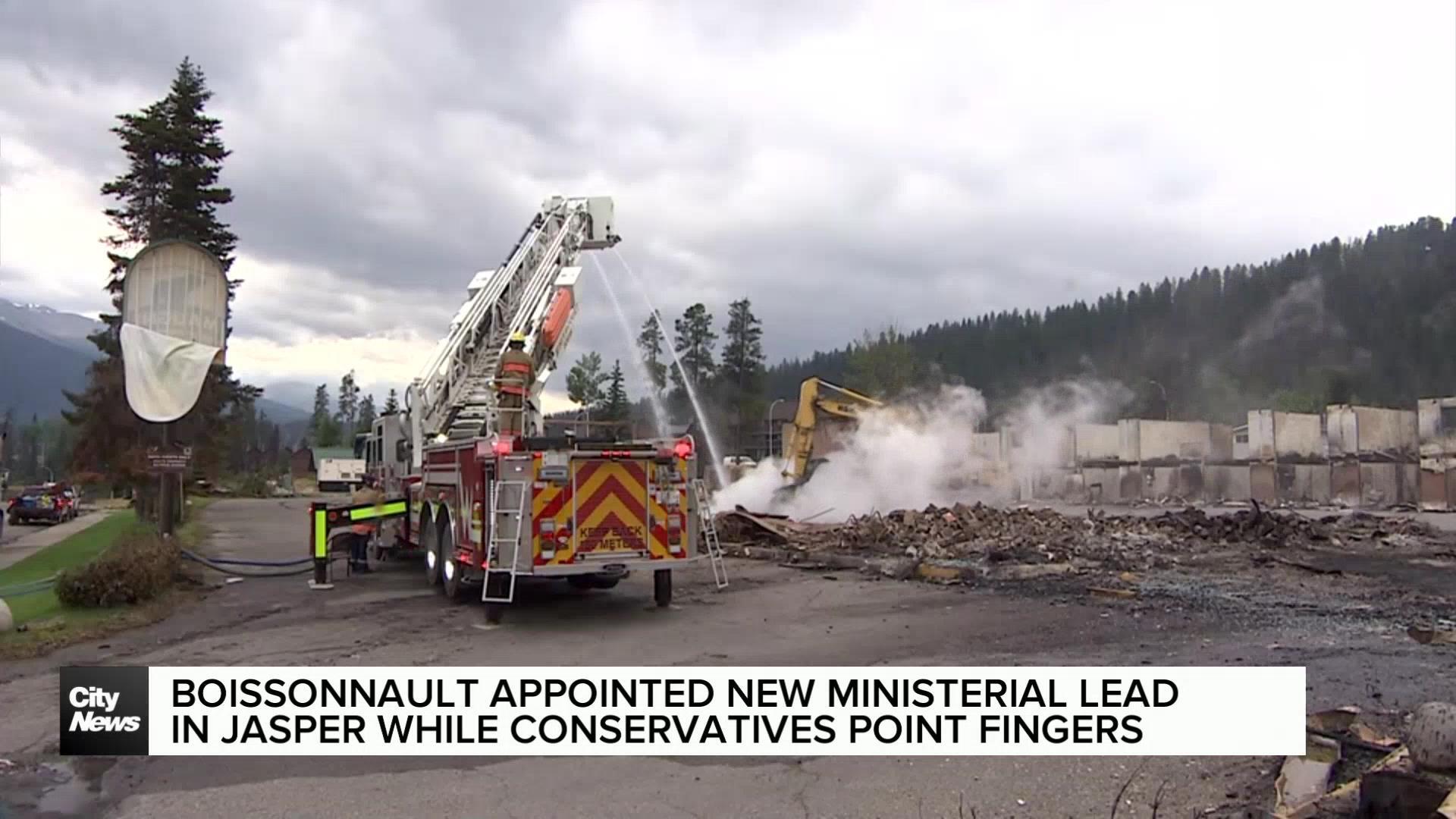 Conservatives slam Liberal government over Jasper wildfire