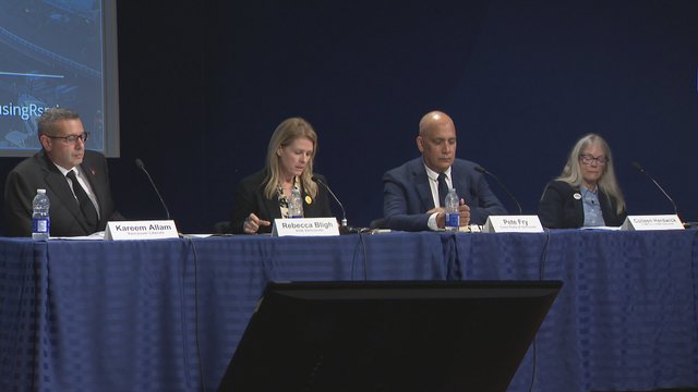 Vancouver mayoral candidates debate
