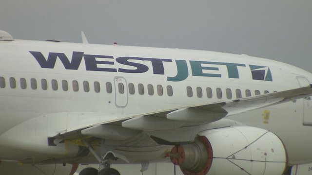 WestJet offers customers free booking changes ahead of possible strike