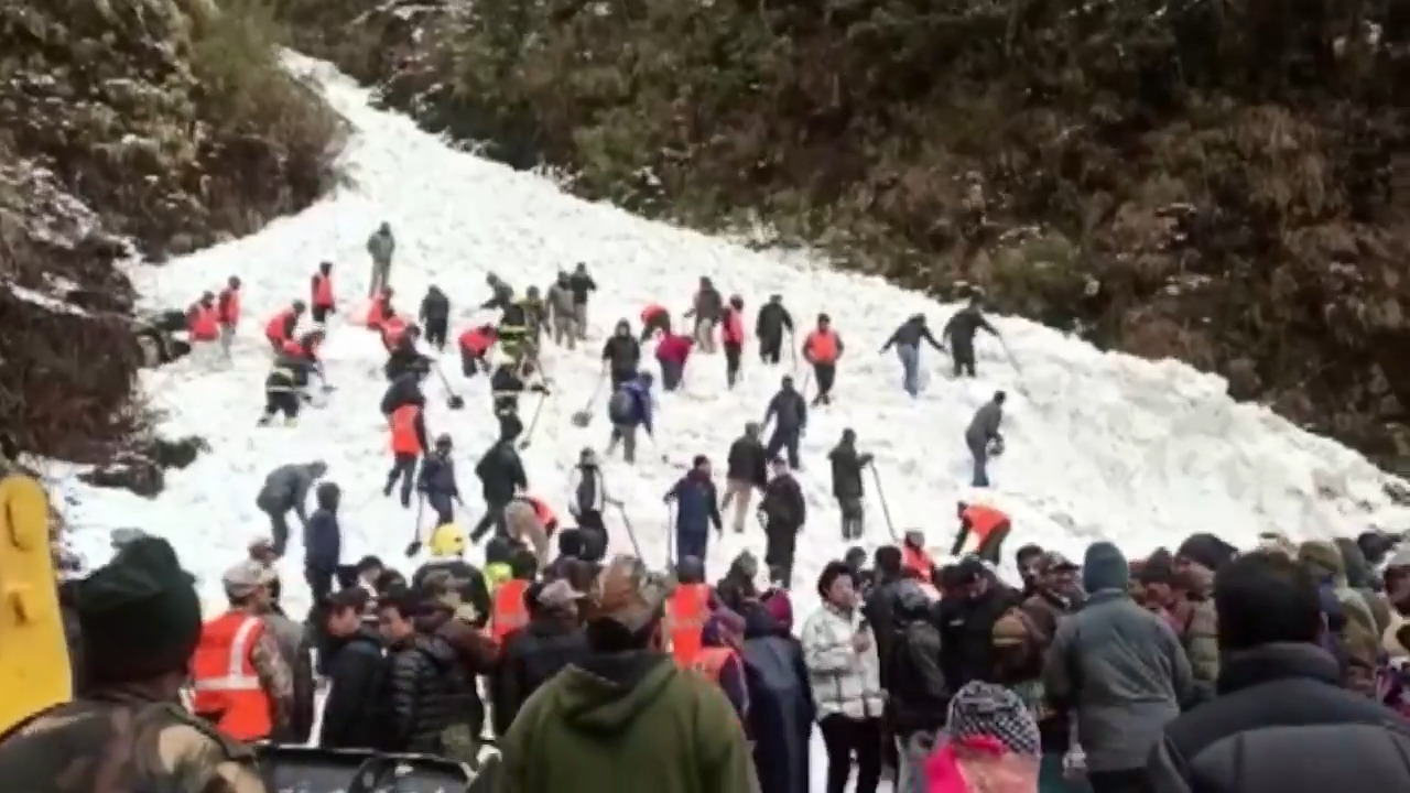 Dozens of people missing following deadly avalanche in the Himalayan ...