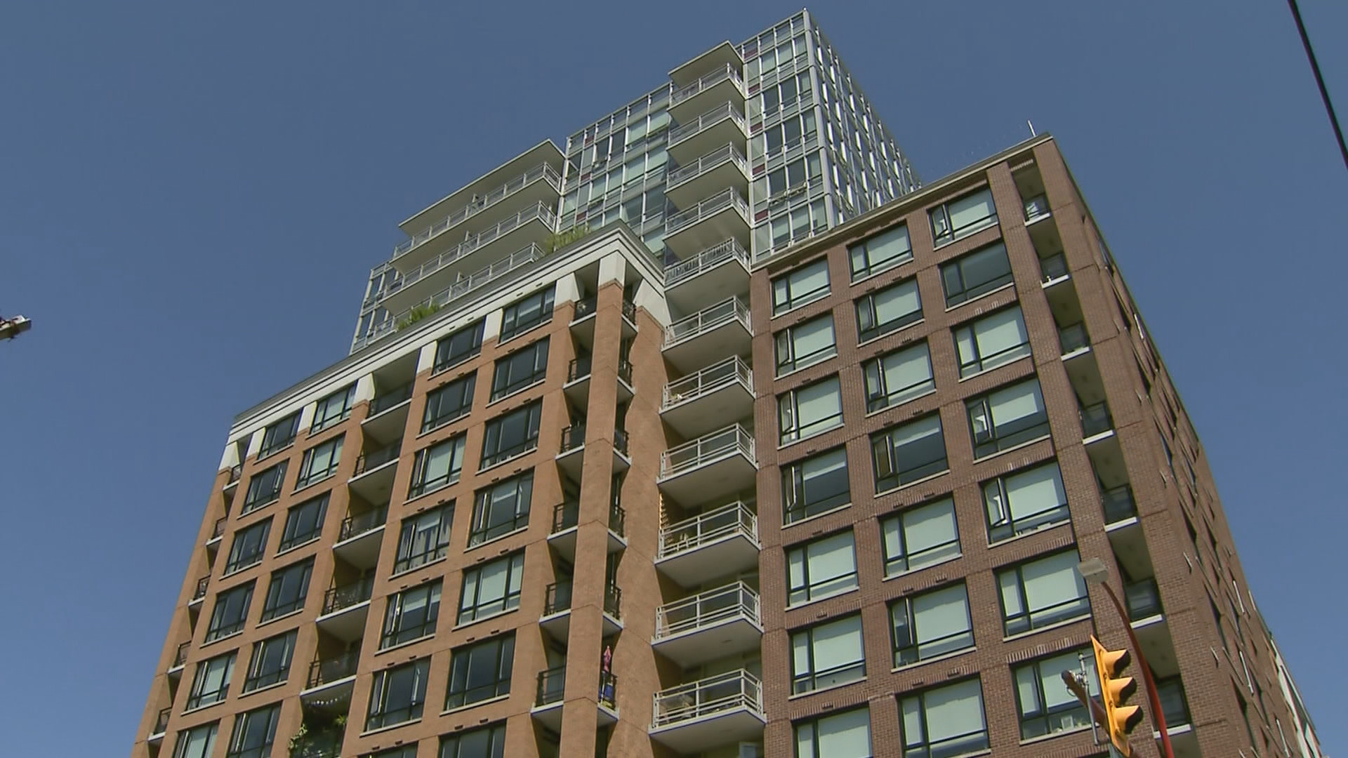 Despite drop, Vancouver still most expensive place to rent in Canada