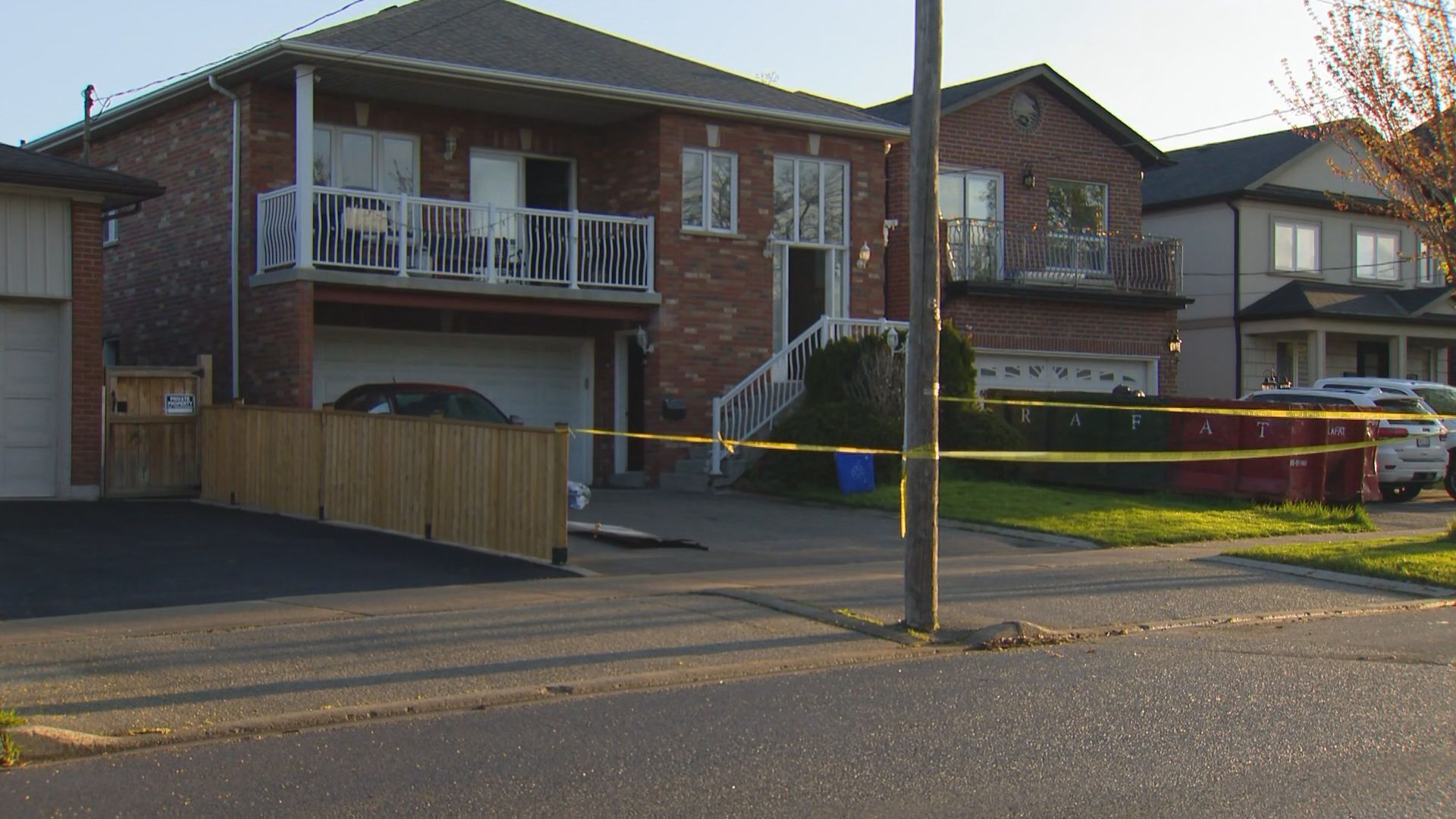 Man in his 60s hospitalized after Vaughan house fire