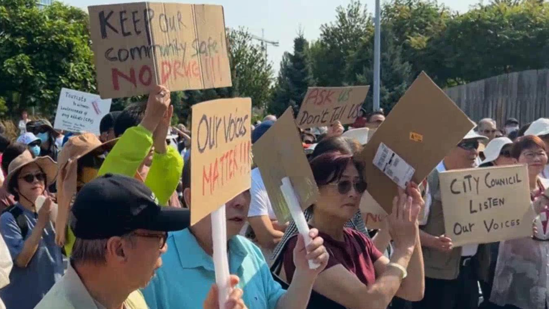 Hundreds rally in Richmond against proposed supportive housing project