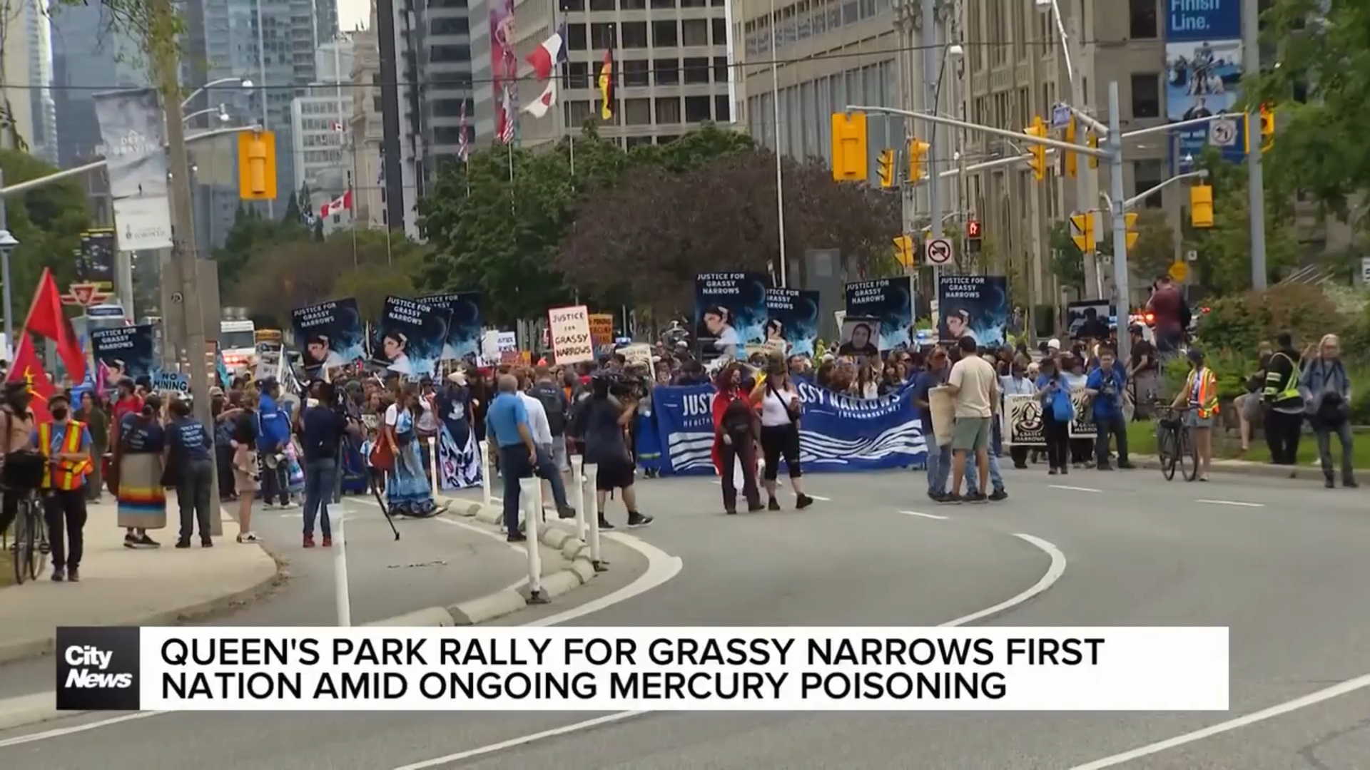 Hundreds march in support of Grassy Narrows