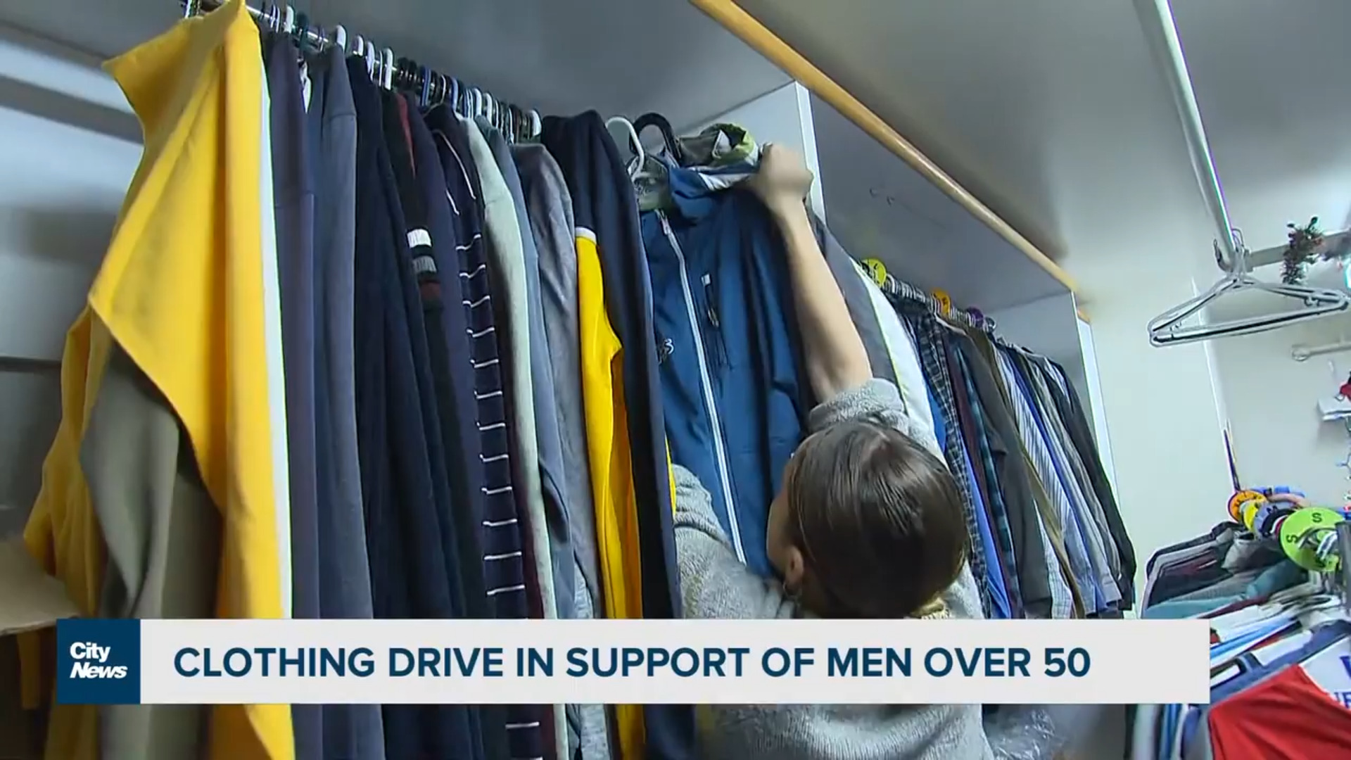 服装捐赠活动旨在支持50岁以上面临无家可归困境的男性