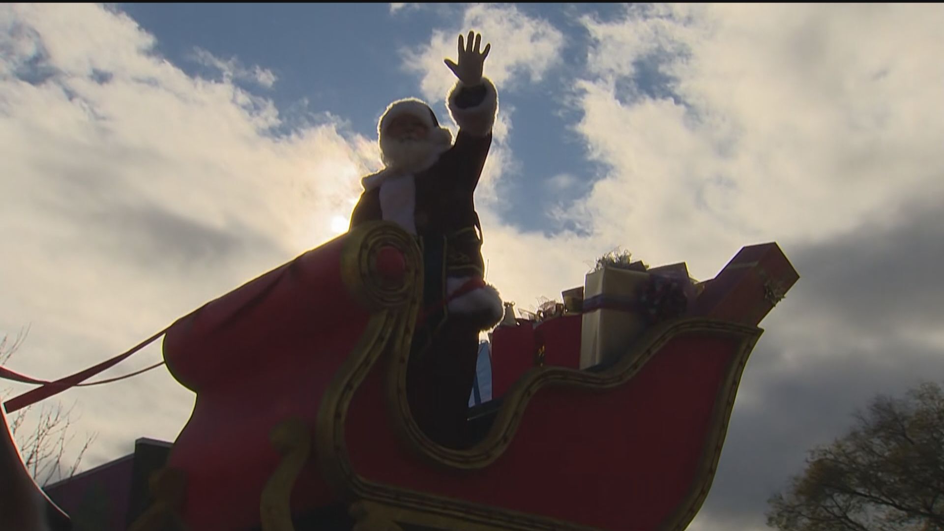 120th Santa Claus Parade takes over the streets of downtown Toronto