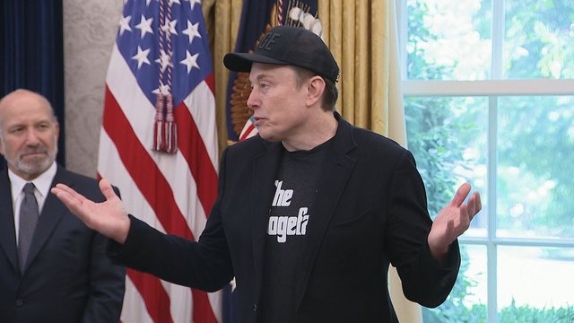 Elon Musk promises a SpaceX share to every American child