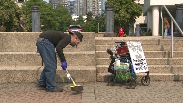 Yaletown comes together to help local street sweeper