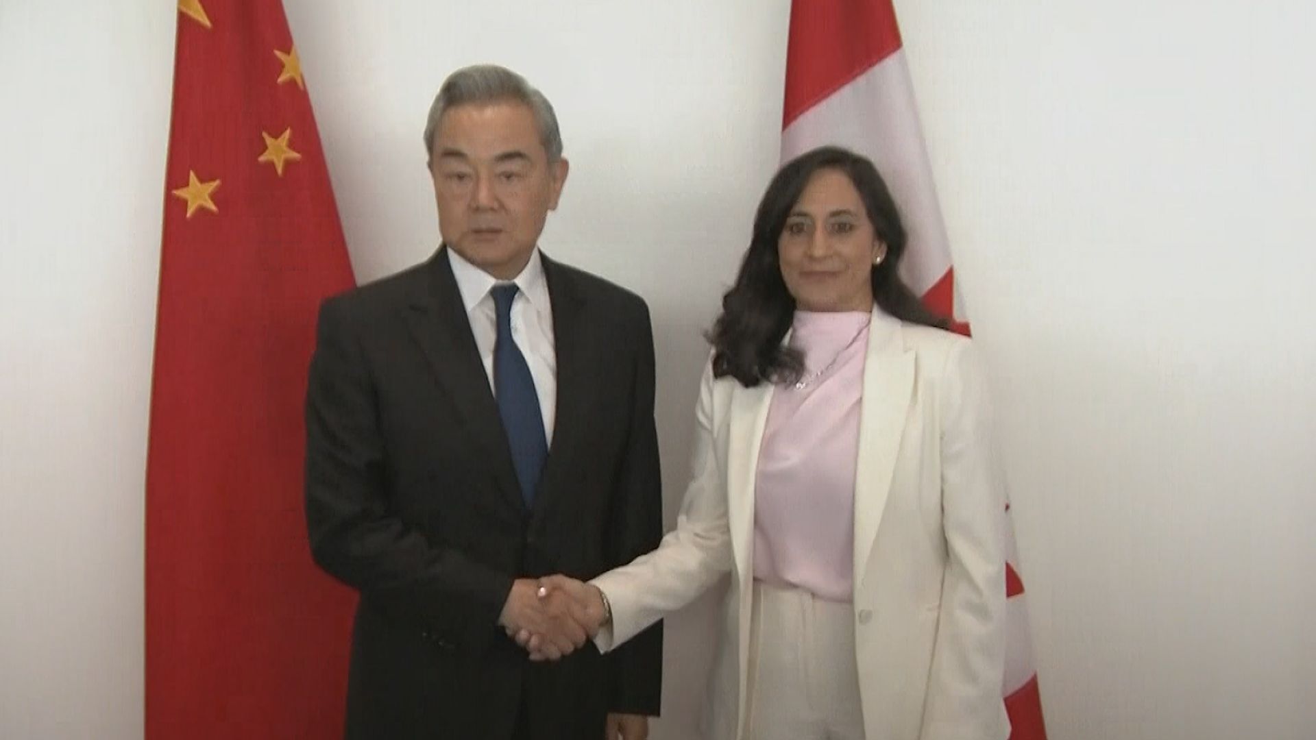 Canada pledges to strengthen ties with China while protecting national security