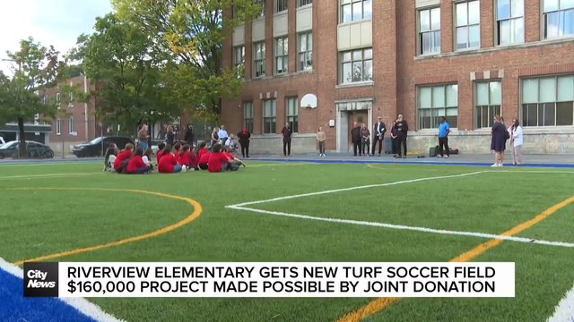 Montreal’s Riverview Elementary students get new turf field