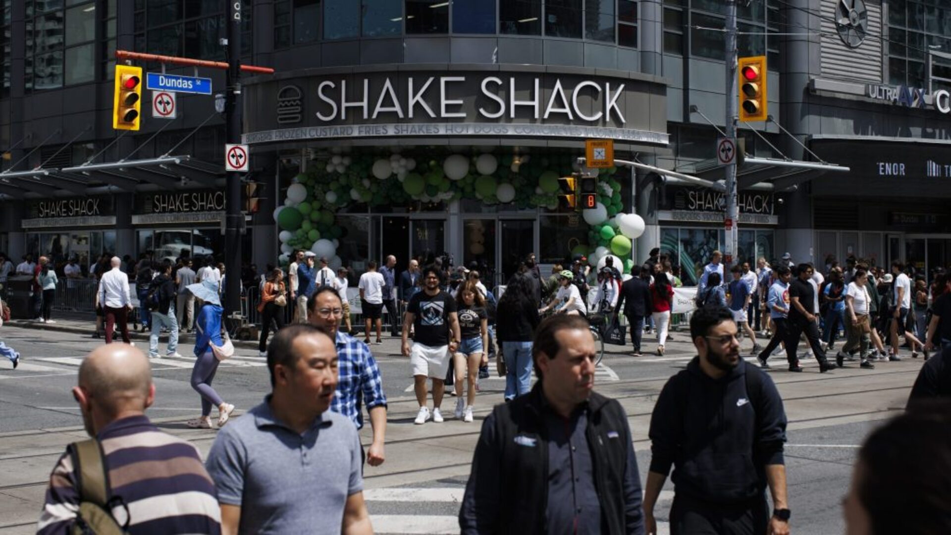 Business Report Shake Shack expanding in Toronto