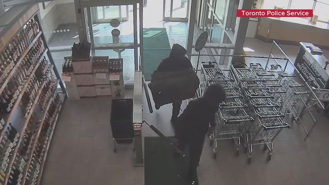Hundreds arrested in retail robbery crackdown