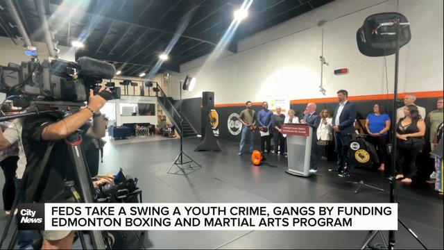 Feds fight youth crime, gangs with Edmonton boxing program