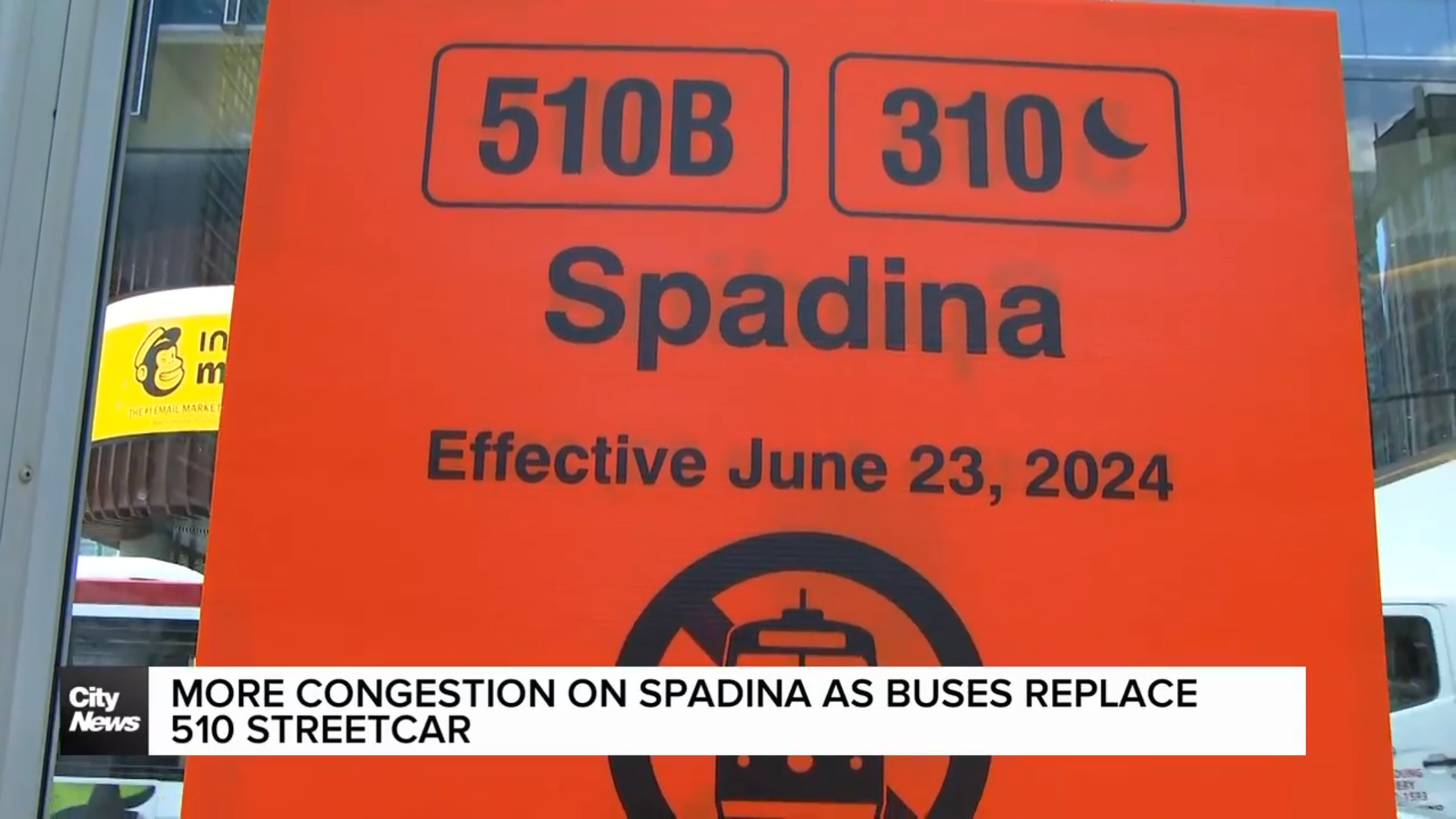 Increased congestion on Spadina as streetcar service stops