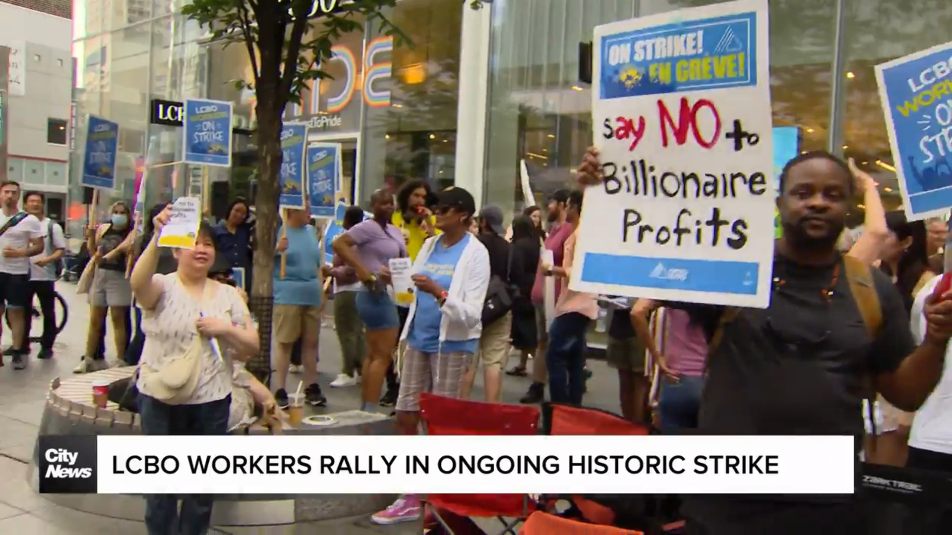 Striking LCBO workers hold rally in downtown Toronto