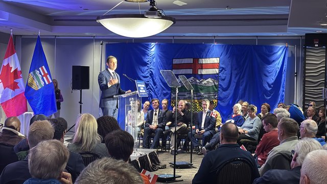 ‘Do not turn away’: Poilievre preaches Canadian unity ahead of Alberta separation referendum