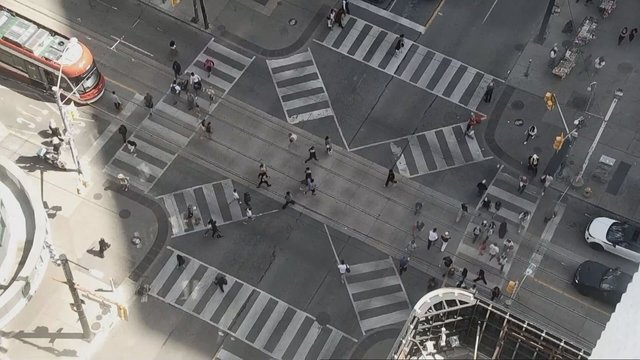 'Scramble intersection' coming to Yonge and Eglinton