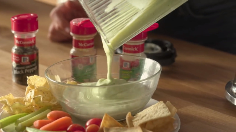 How to Make Avocado Dip & Homemade Snacks How to Make Avocado Dip & Homemade Snacks