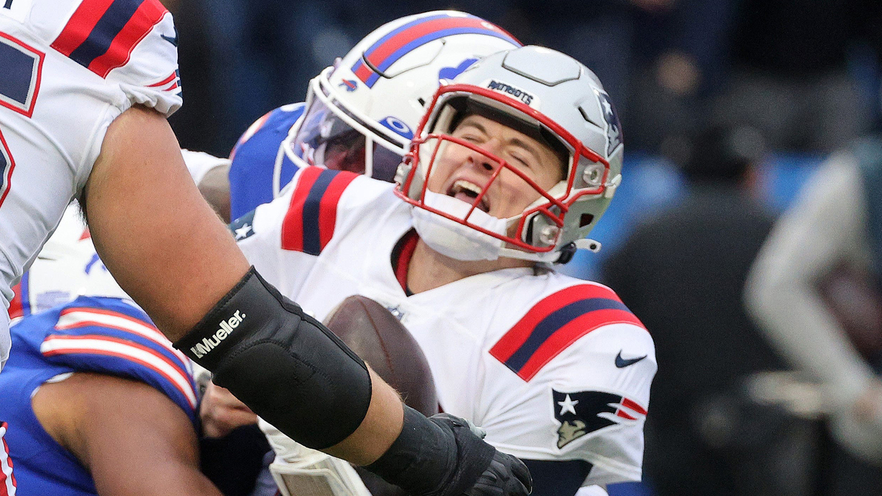 How Bailey Zappe Has Raised Ceiling Of Patriots' Offense