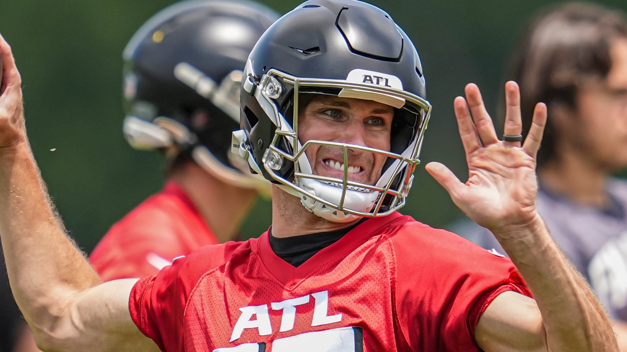 Kirk Cousins’ new Falcons contracts pays him as much as Patrick Mahomes