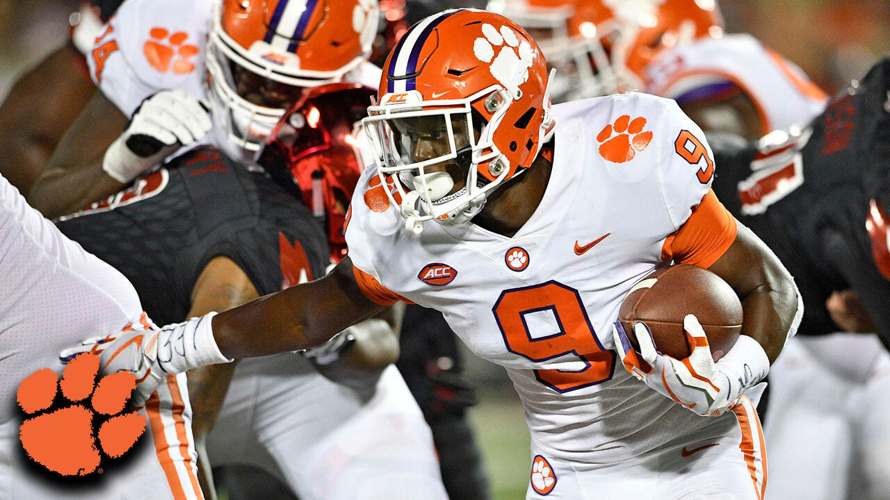 NC State Legend Torry Holt Scores 4 TD vs. Clemson