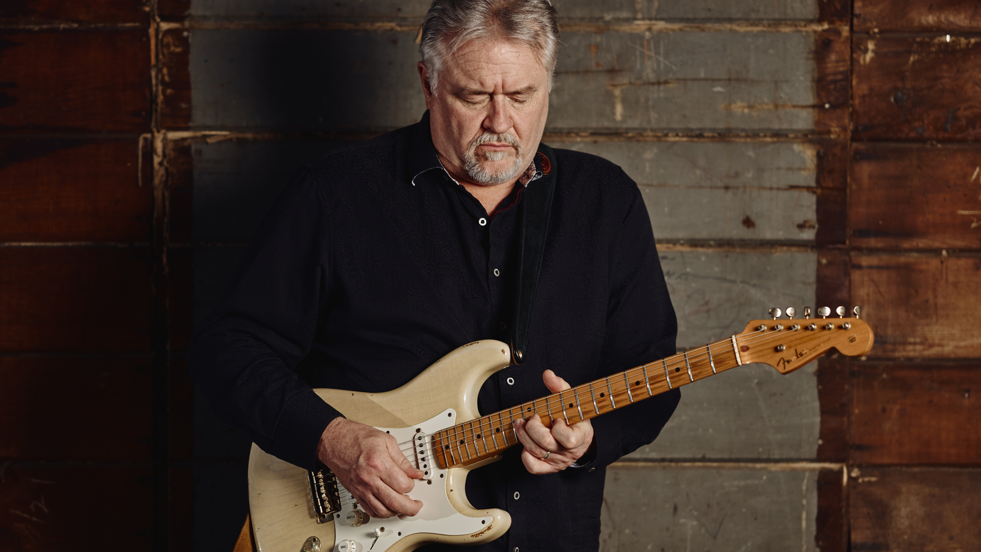 Watch Preview this school - Click to play sample lesson Preview this school - Course preview video