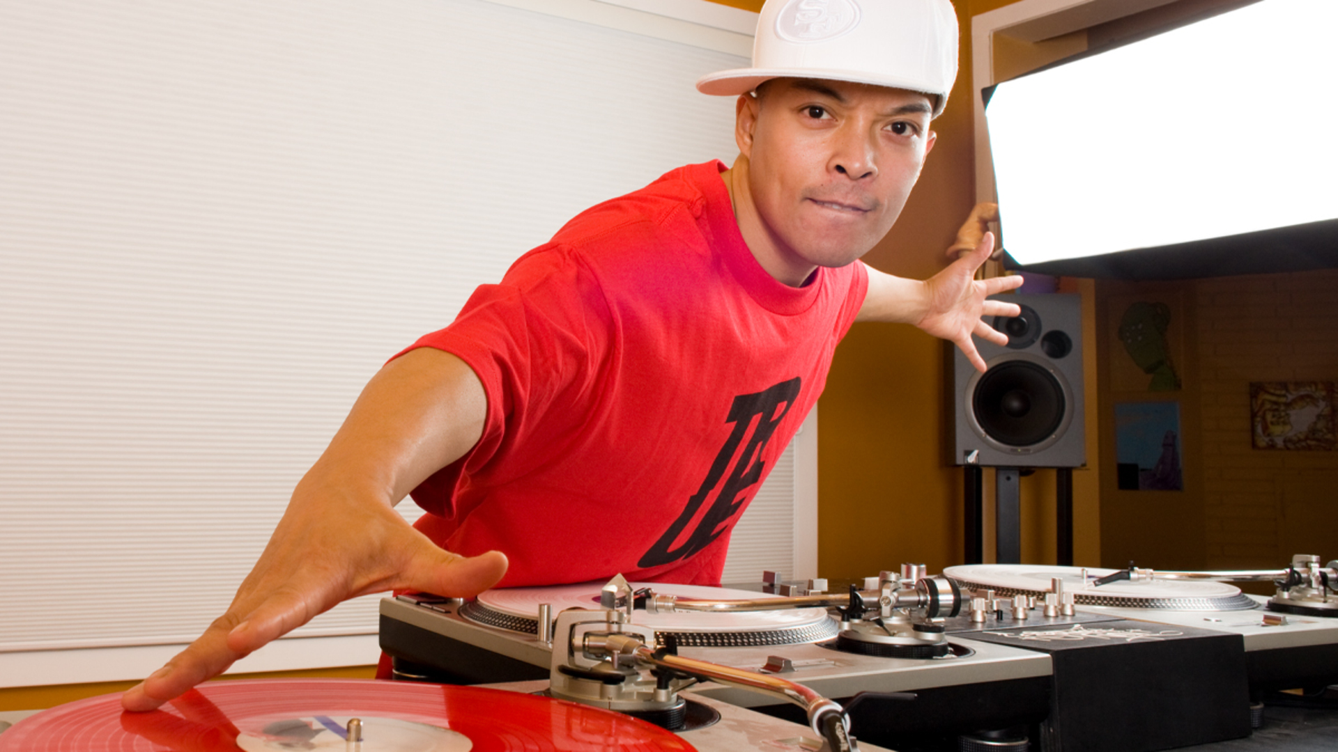 Preview this school - Course preview video