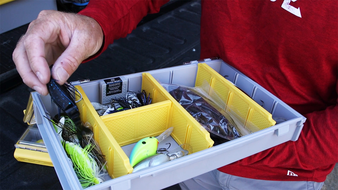 Pro Angler, Brent Chapman, builds out the EDGE Flex box for the