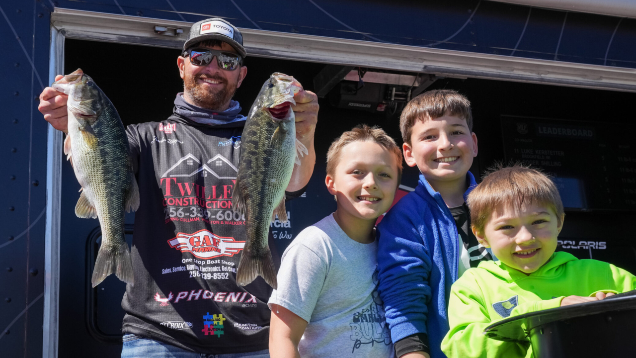 Fitzgerald Finishes Strong at St. Johns - Major League Fishing