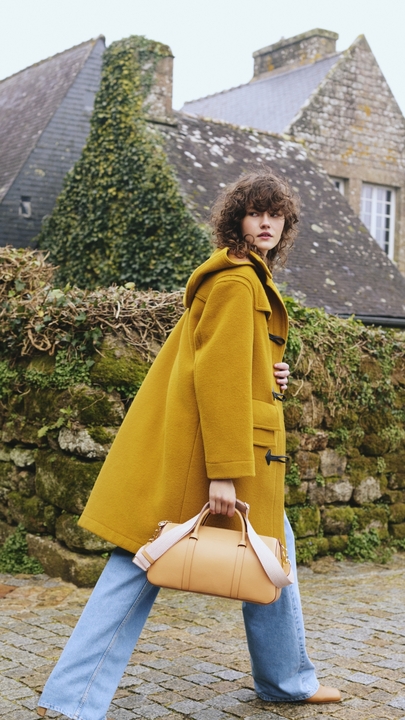 新作 LONGCHAMP デザートイエロー 折りたたみバックパック 新作 LONGCHAMP デザートイエロー 折りたたみバックパック