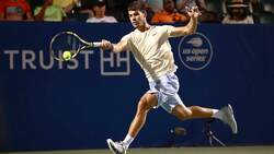 Hot Shot: Alcaraz's Crushing Crosscourt Forehand Winner
