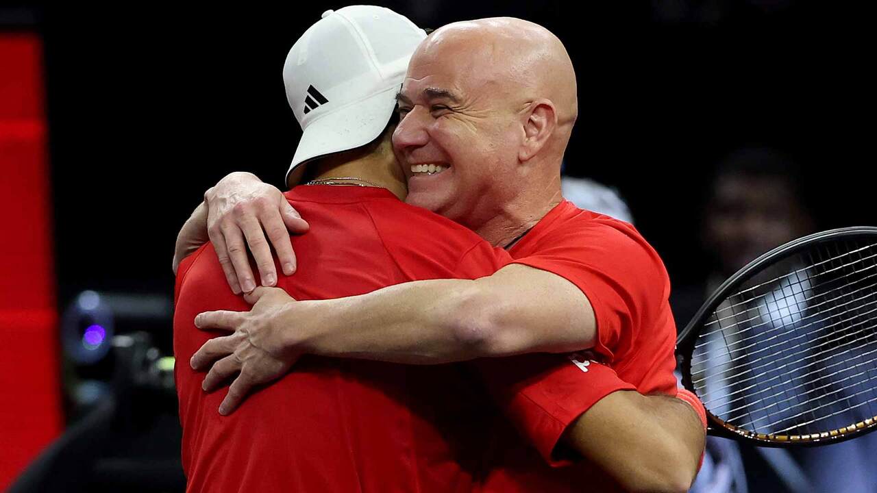 Watch epic Agassi-Cerundolo chest bump at Laver Cup
