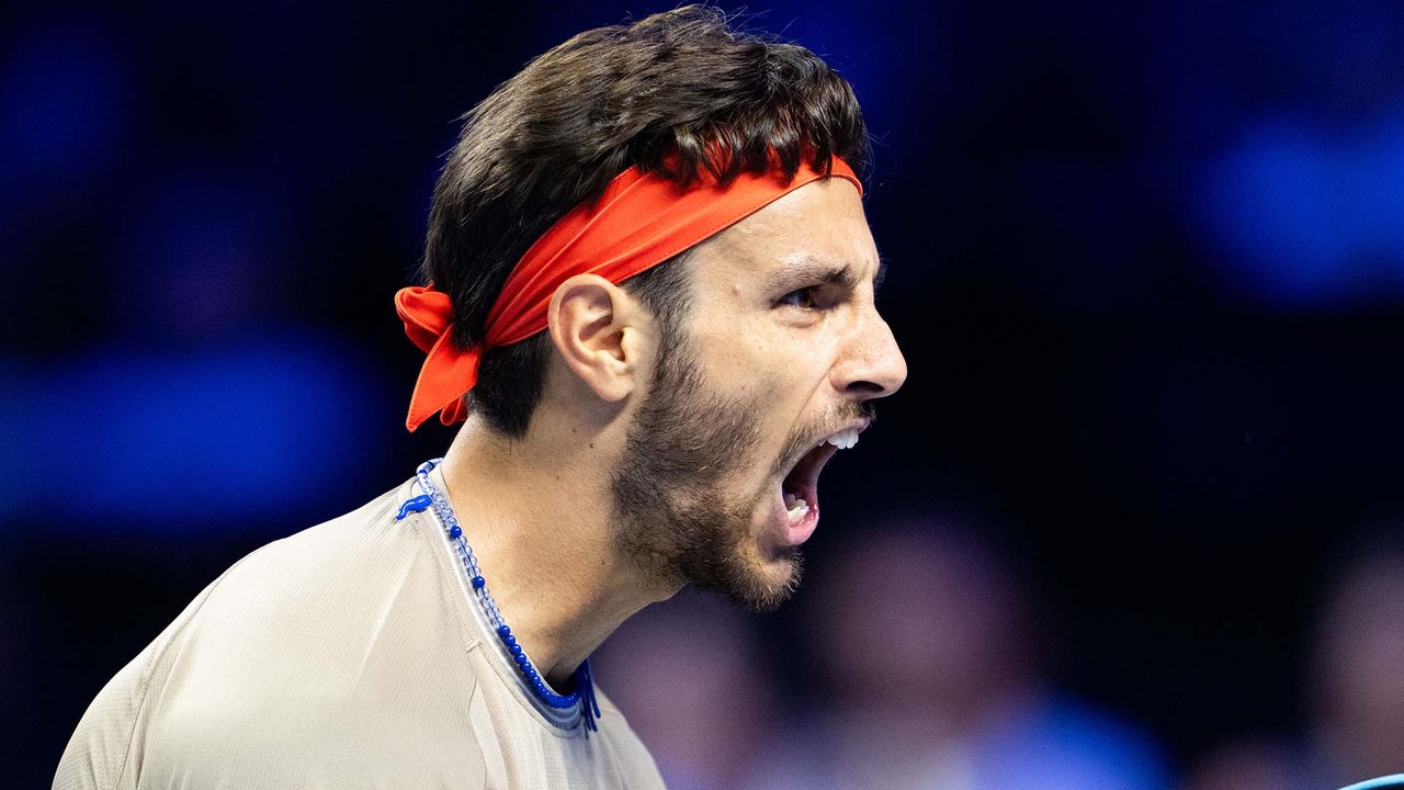 Hot Shot: Musetti arrows backhand beauty for decisive break vs. Tiafoe