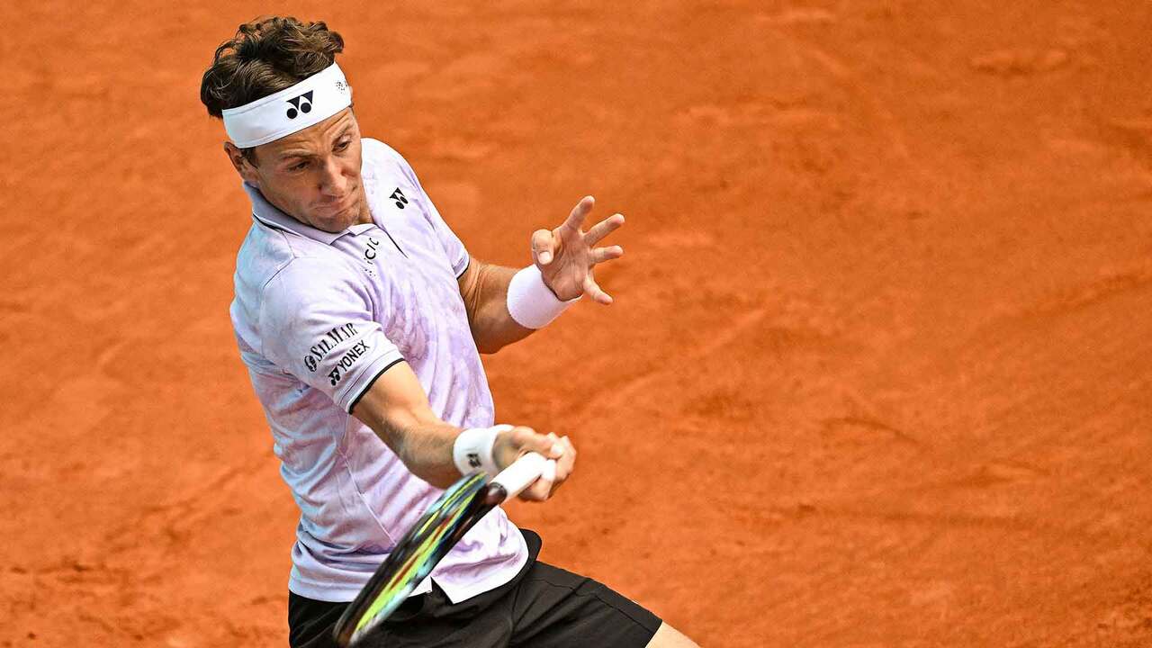Hot Shot: Ruud Whips Forehand Winner In Rome