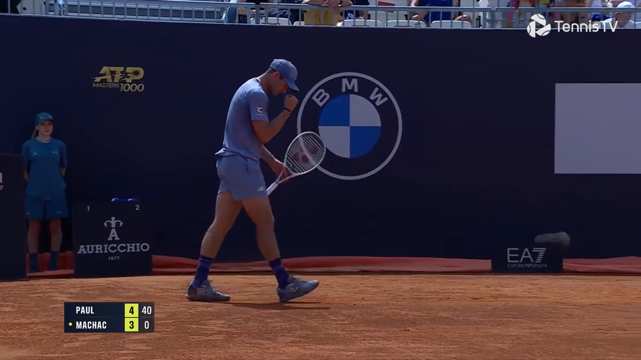 Hot Shot: Paul's stunner draws Machac's applause in Rome R4