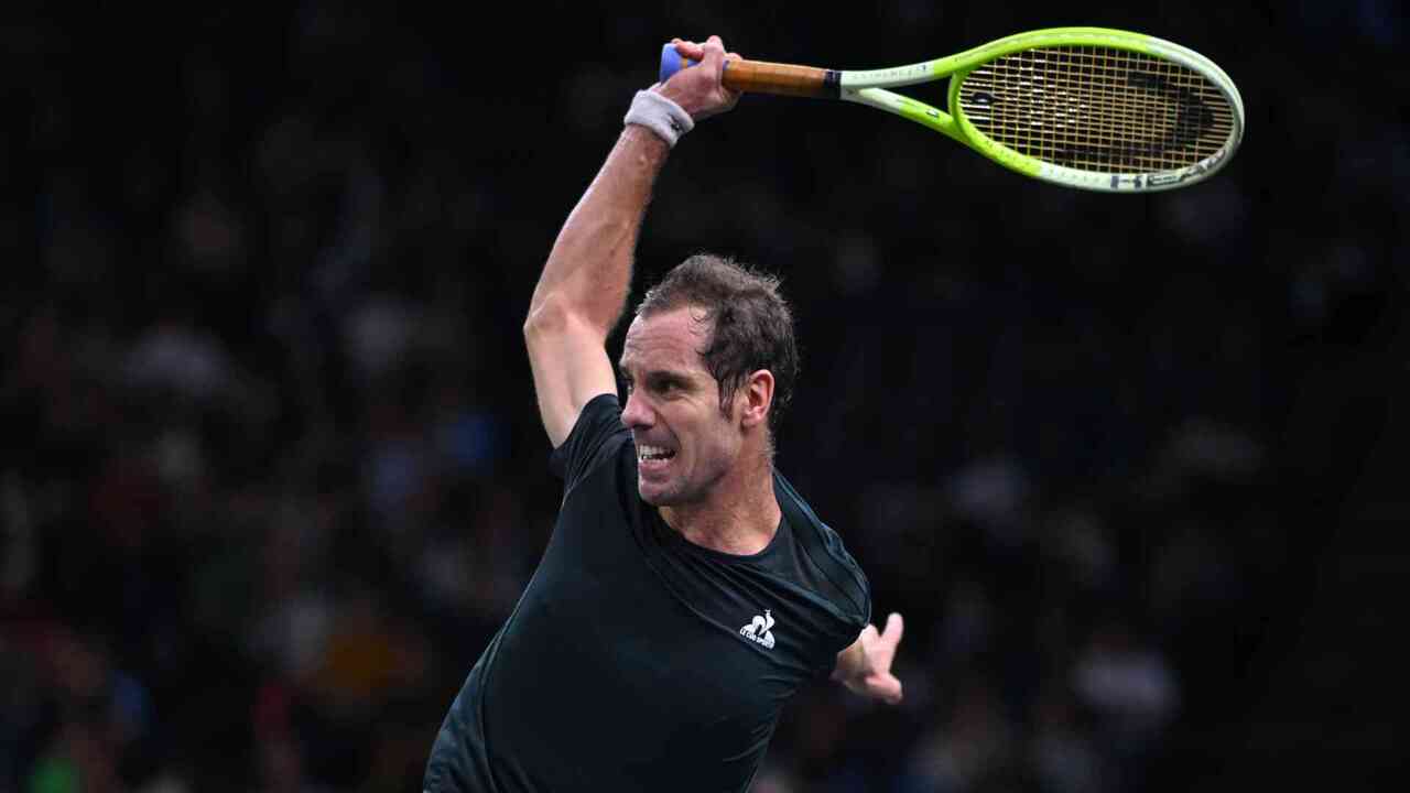 Hot Shot: 'Turning on the style here' Gasquet snaps backhand winner in Metz