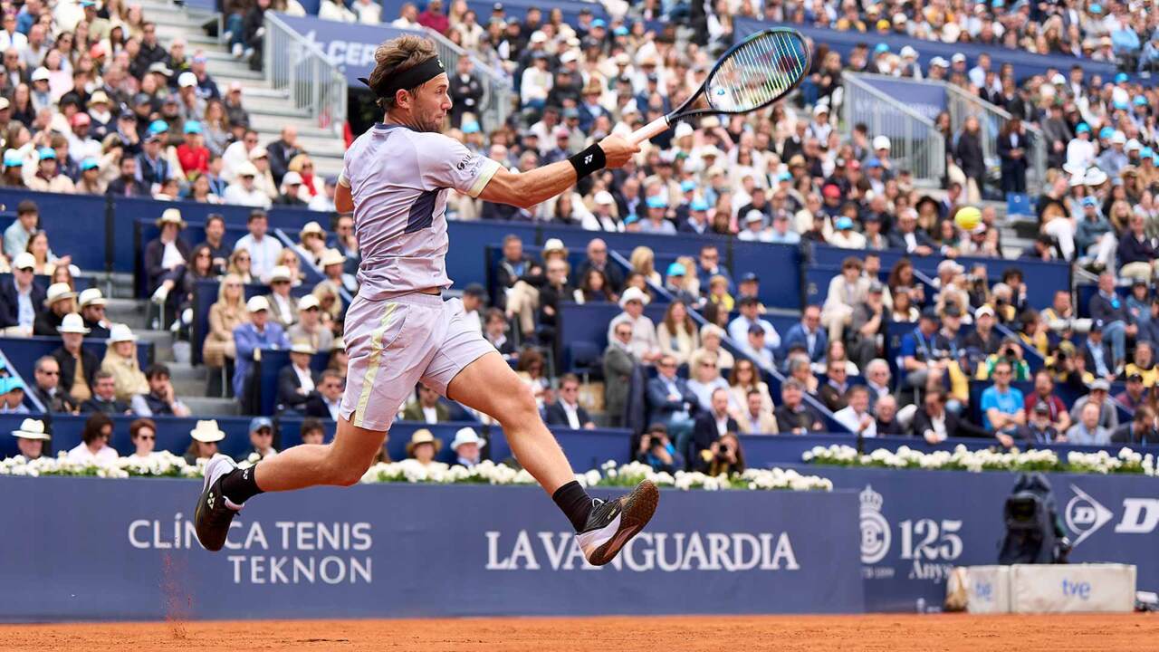 Extended Highlights: Ruud downs Tsitsipas, wins biggest career title in Barcelona
