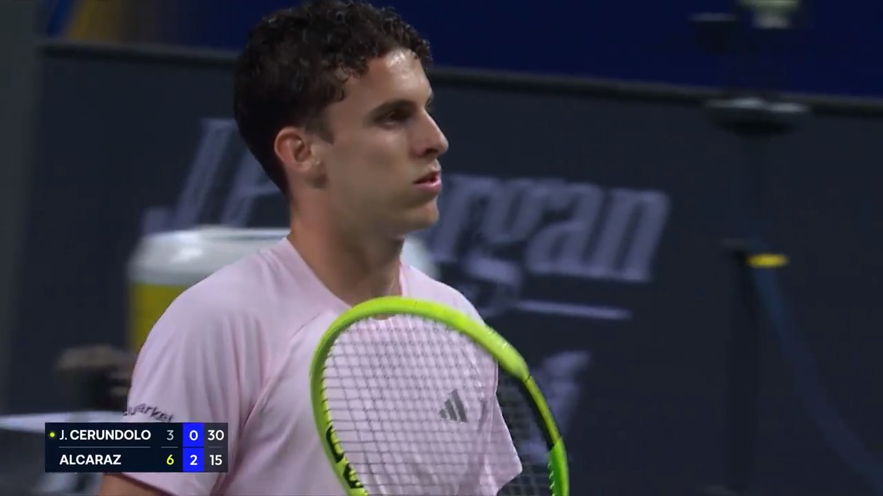 Hot Shot: Cerundolo somehow outlasts Alcaraz in Shanghai!